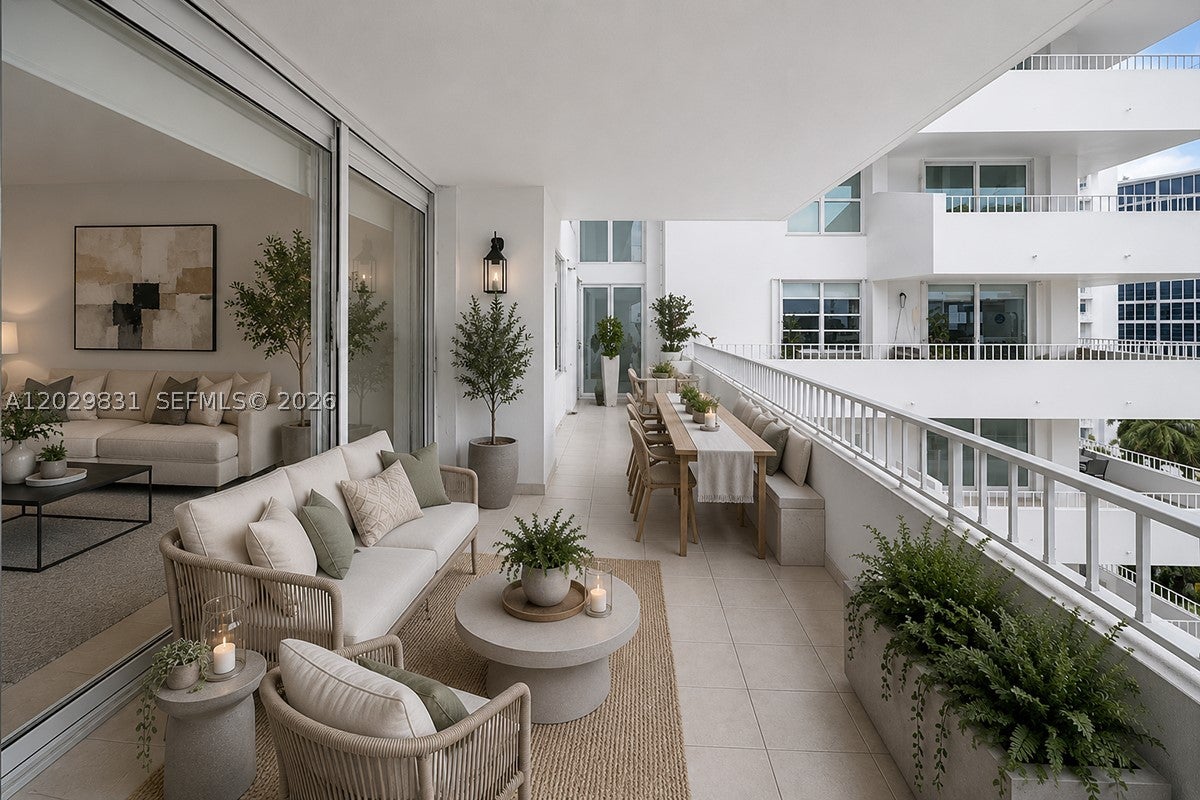 199 Ocean Lane Dr 911, Key Biscayne FL 33149