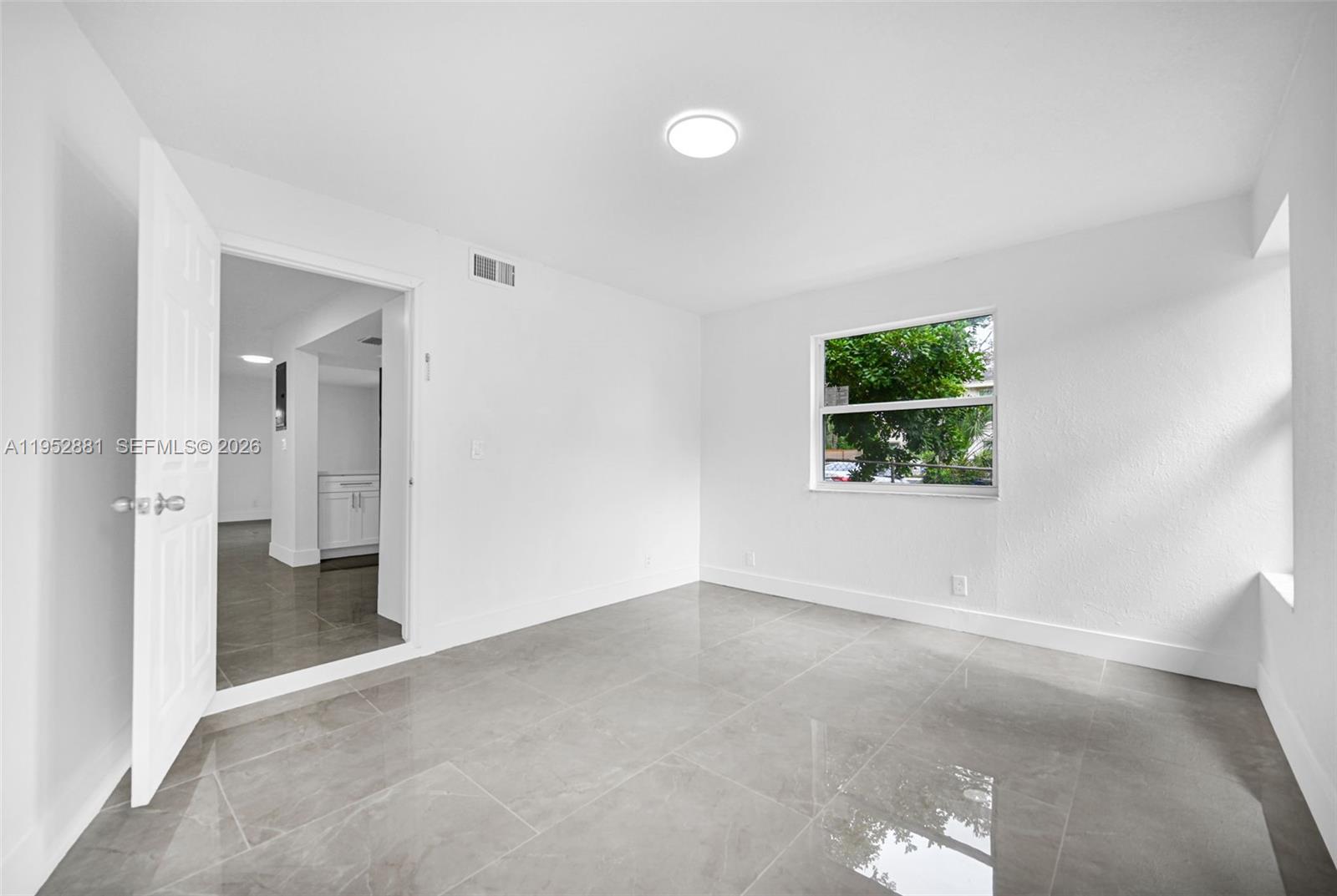 LAUDERDALE NORTH PARK SEC - Residential