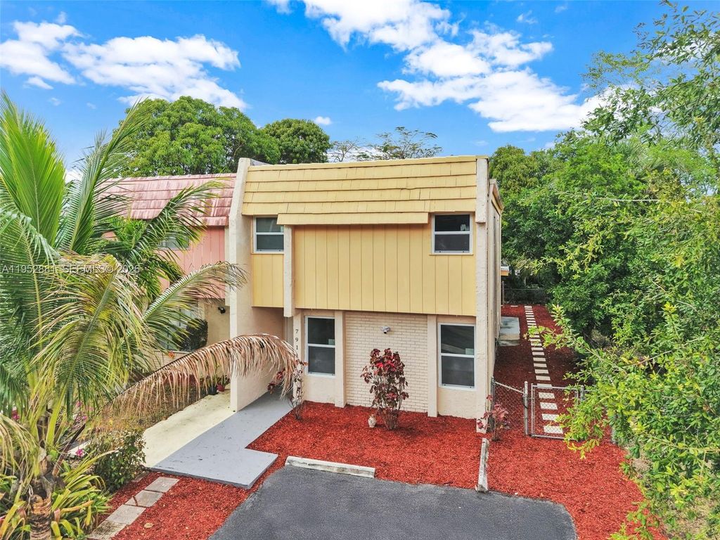 Photo of 7911 SW 9th St, North Lauderdale, FL 33068 (MLS # A11952881)