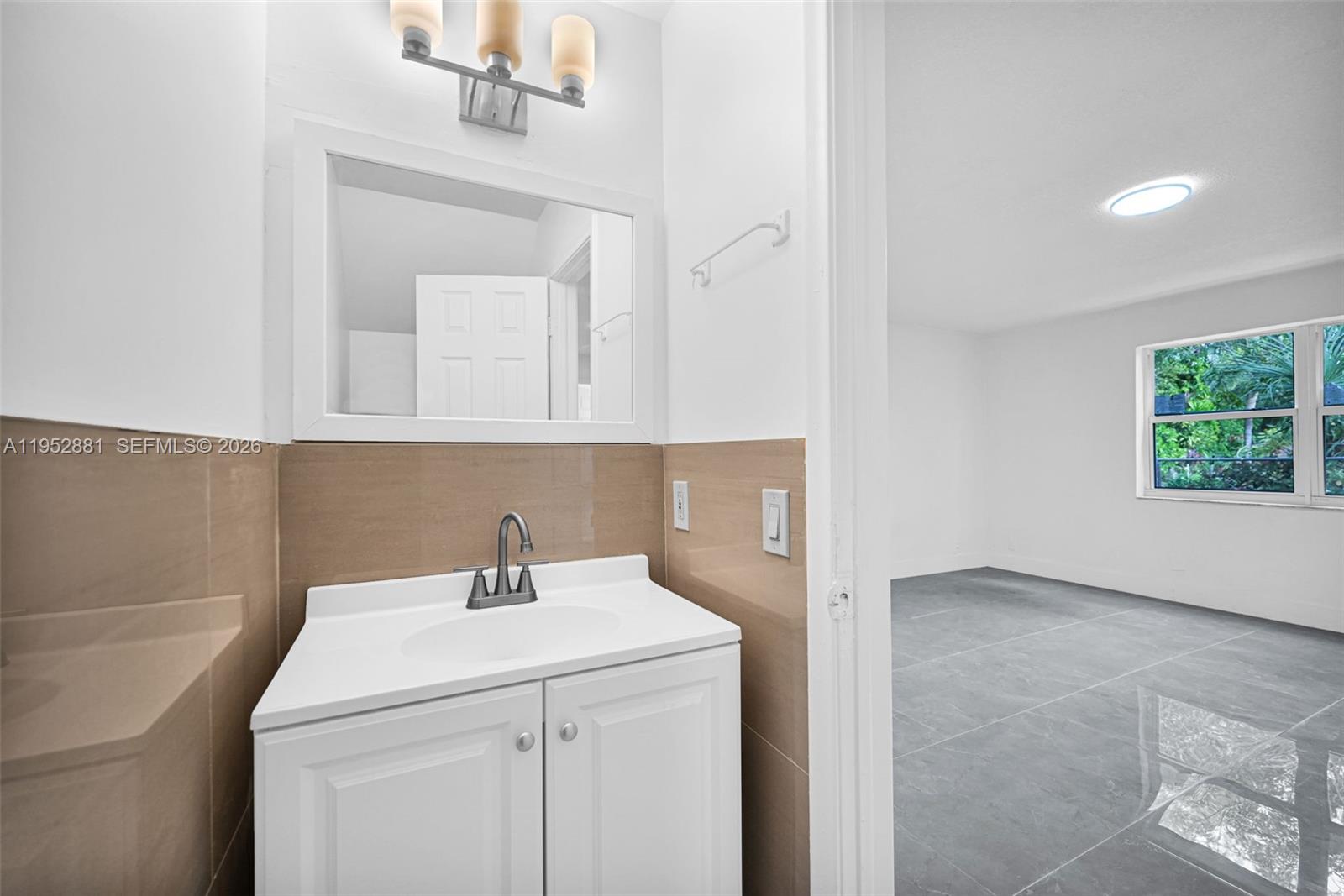 LAUDERDALE NORTH PARK SEC - Residential