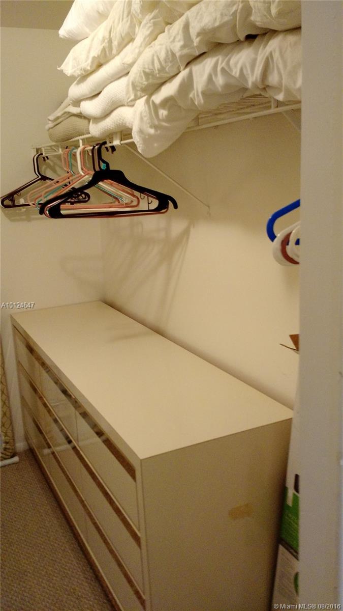 Hibiscus House Condo The - Residential Lease