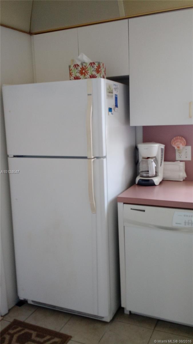 Hibiscus House Condo The - Residential Lease