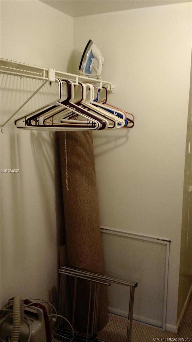 Hibiscus House Condo The - Residential Lease