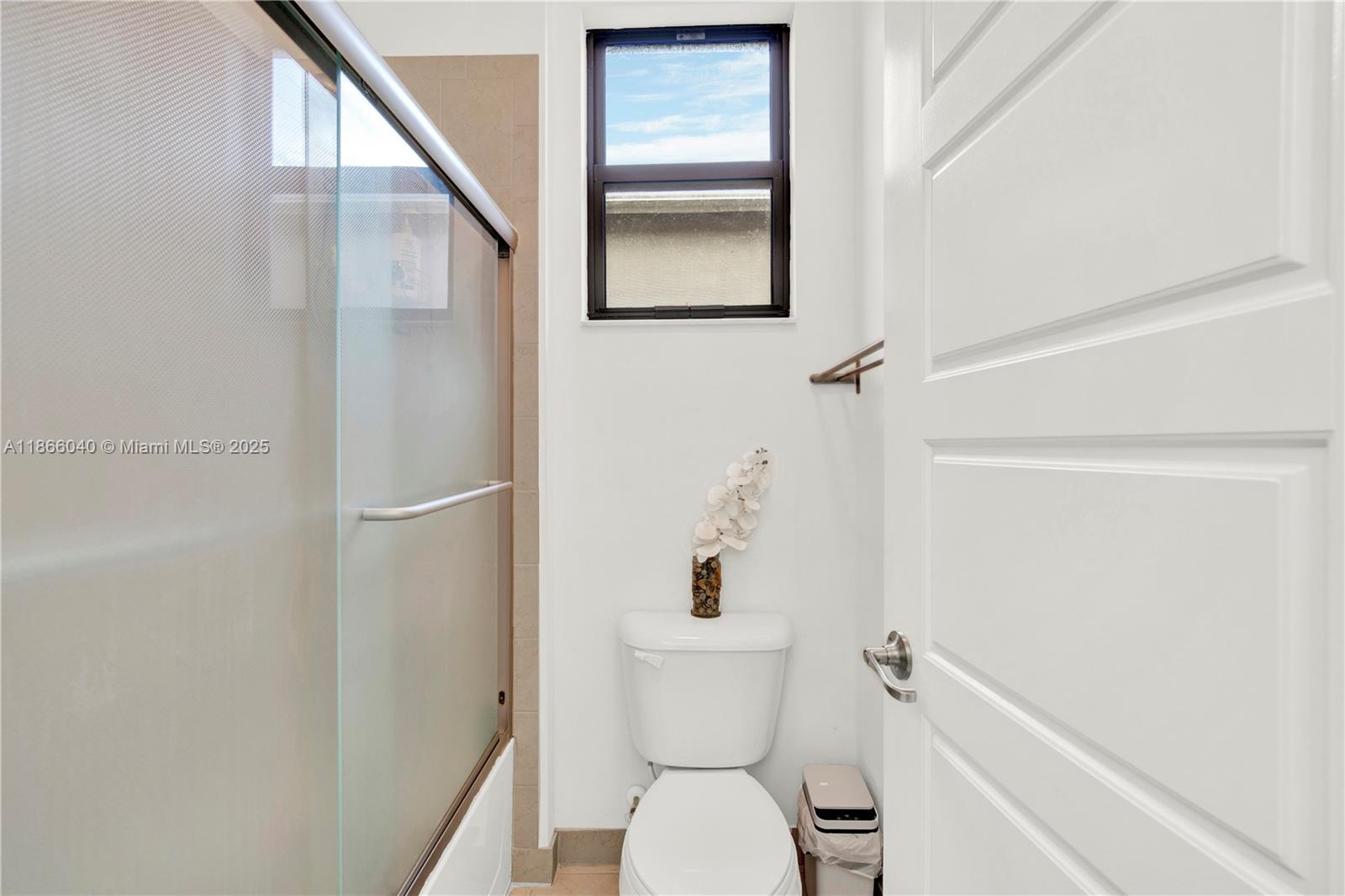 CHAMPION LAKES - Residential