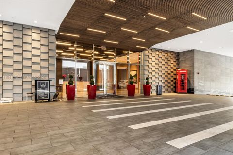 1080 Brickell Ave 3900-3901 Miami FL 33131