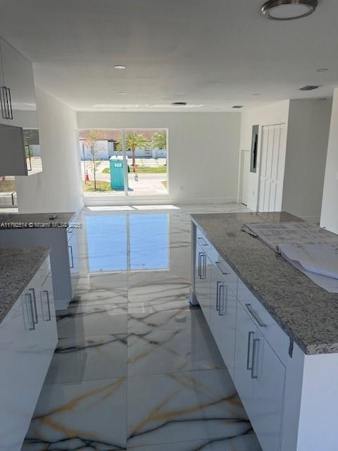 FAIRWAY PLAZA - Residential Income