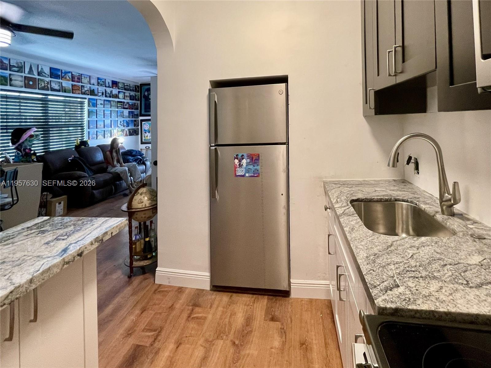 THE PINES AND THE PALMS C - Residential