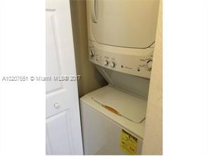 Kendall Commons Residenti - Residential Lease