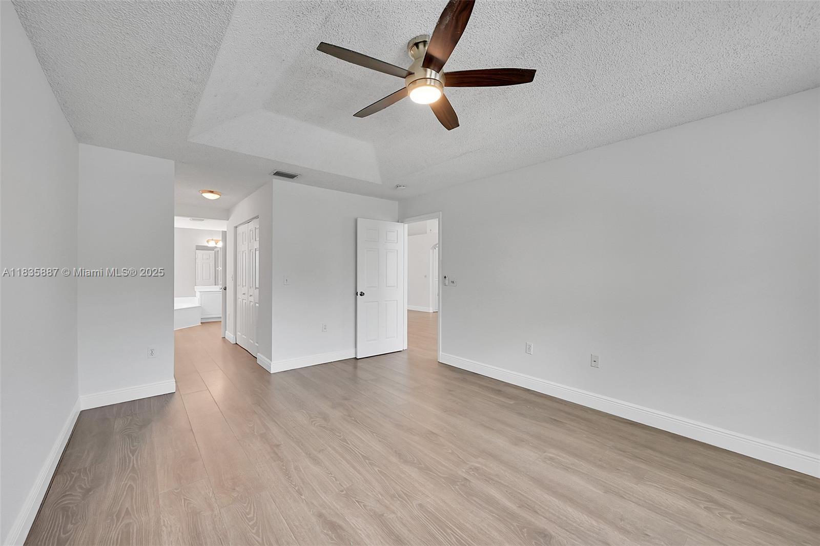 WYNDHAM LAKES NORTH - Residential