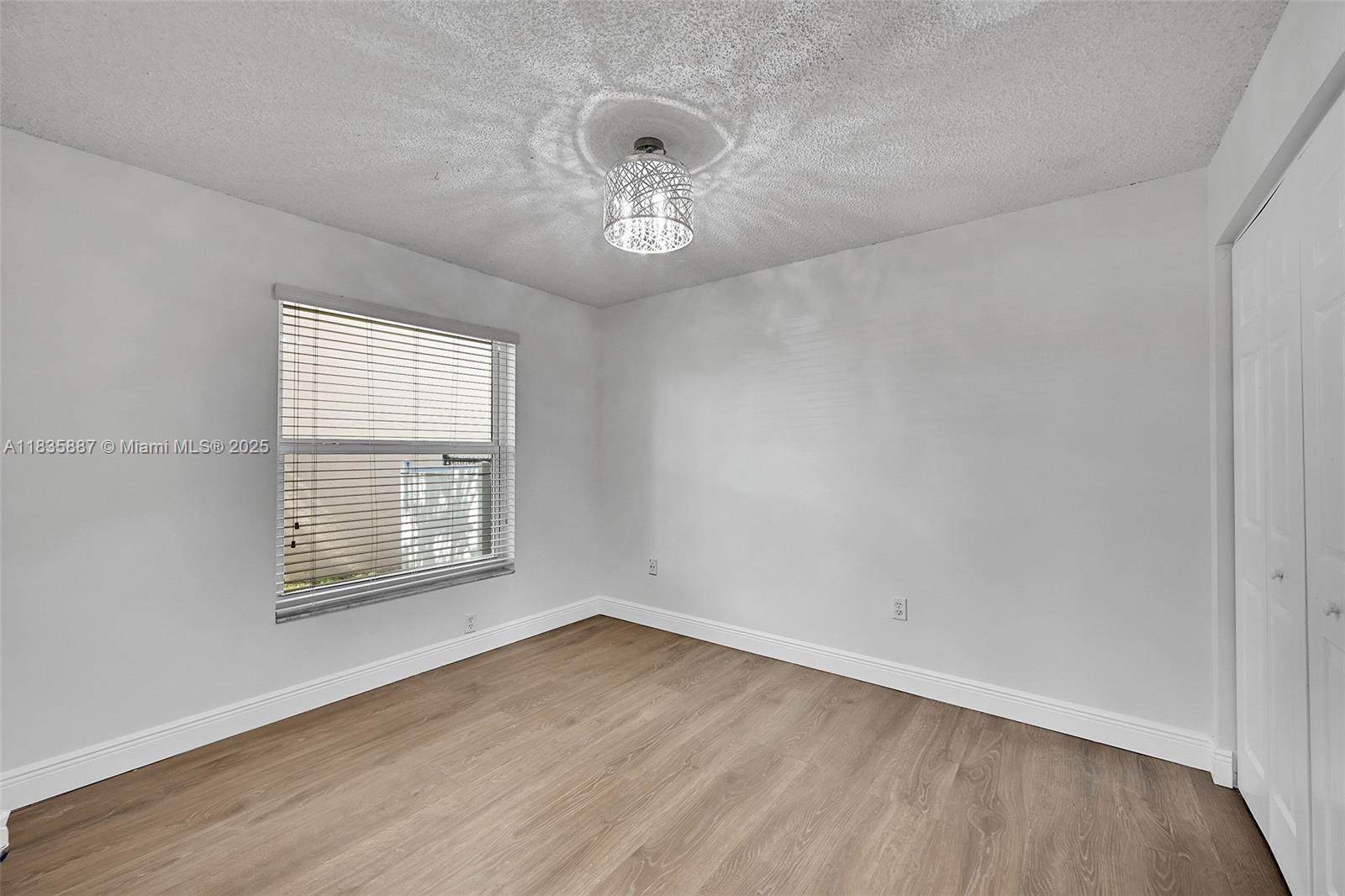 WYNDHAM LAKES NORTH - Residential