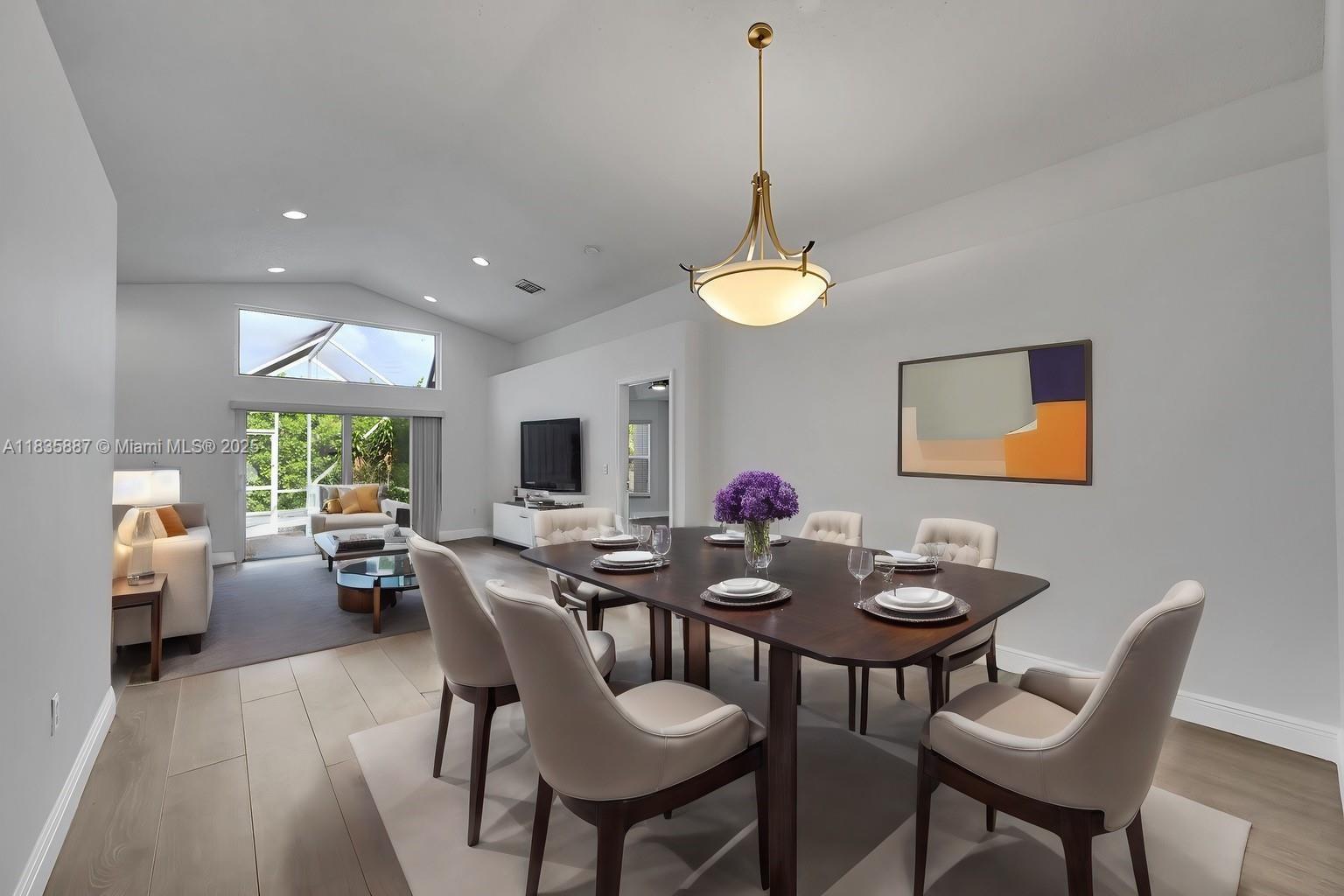 WYNDHAM LAKES NORTH - Residential