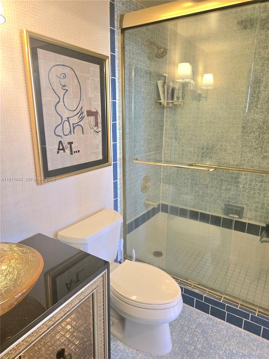 HILLCREST EAST NO 26 COND - Residential