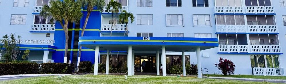 HILLCREST EAST NO 26 COND - Residential