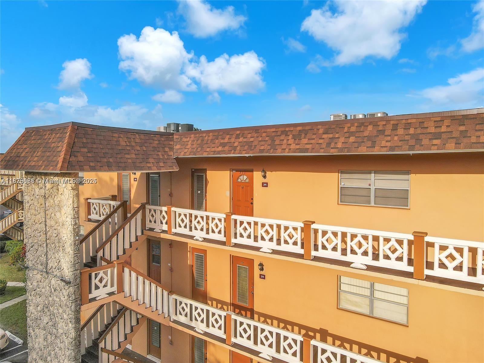 Beautiful large 1 bedroom 1 bath unit with tiled flooring, plenty of closet space, central A/C and an enclosed patio. Centrally located close to shopping and major highways and public transportation. For any questions or inquiries please call listing agent. Brand new elevator and laundry in every floor.