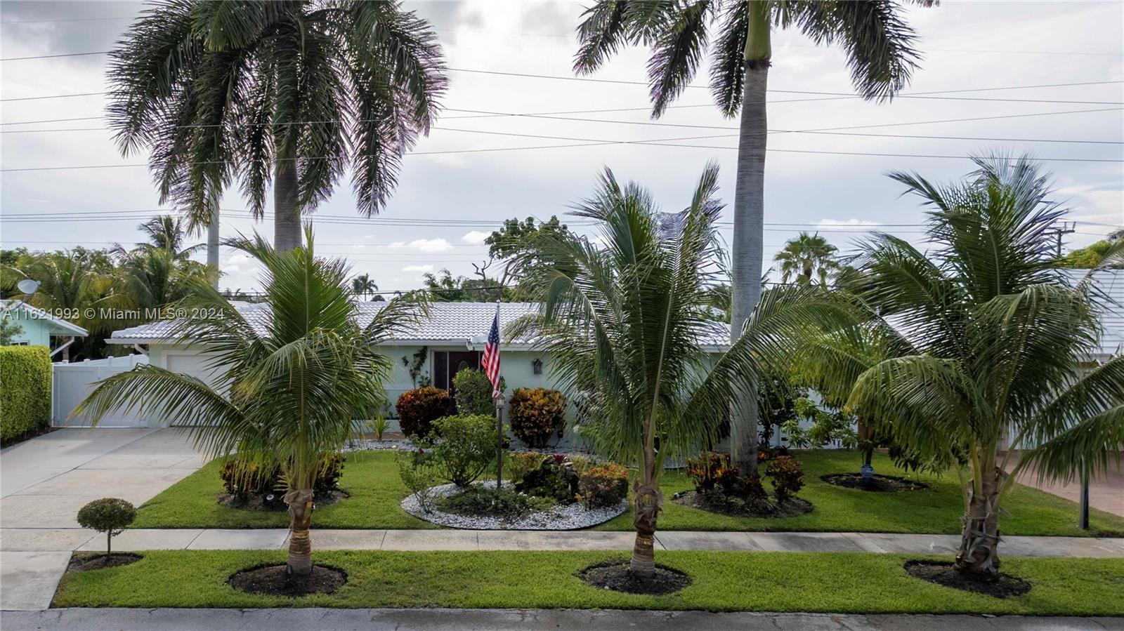 BOCA RATON SQUARE UNIT 5 - Residential