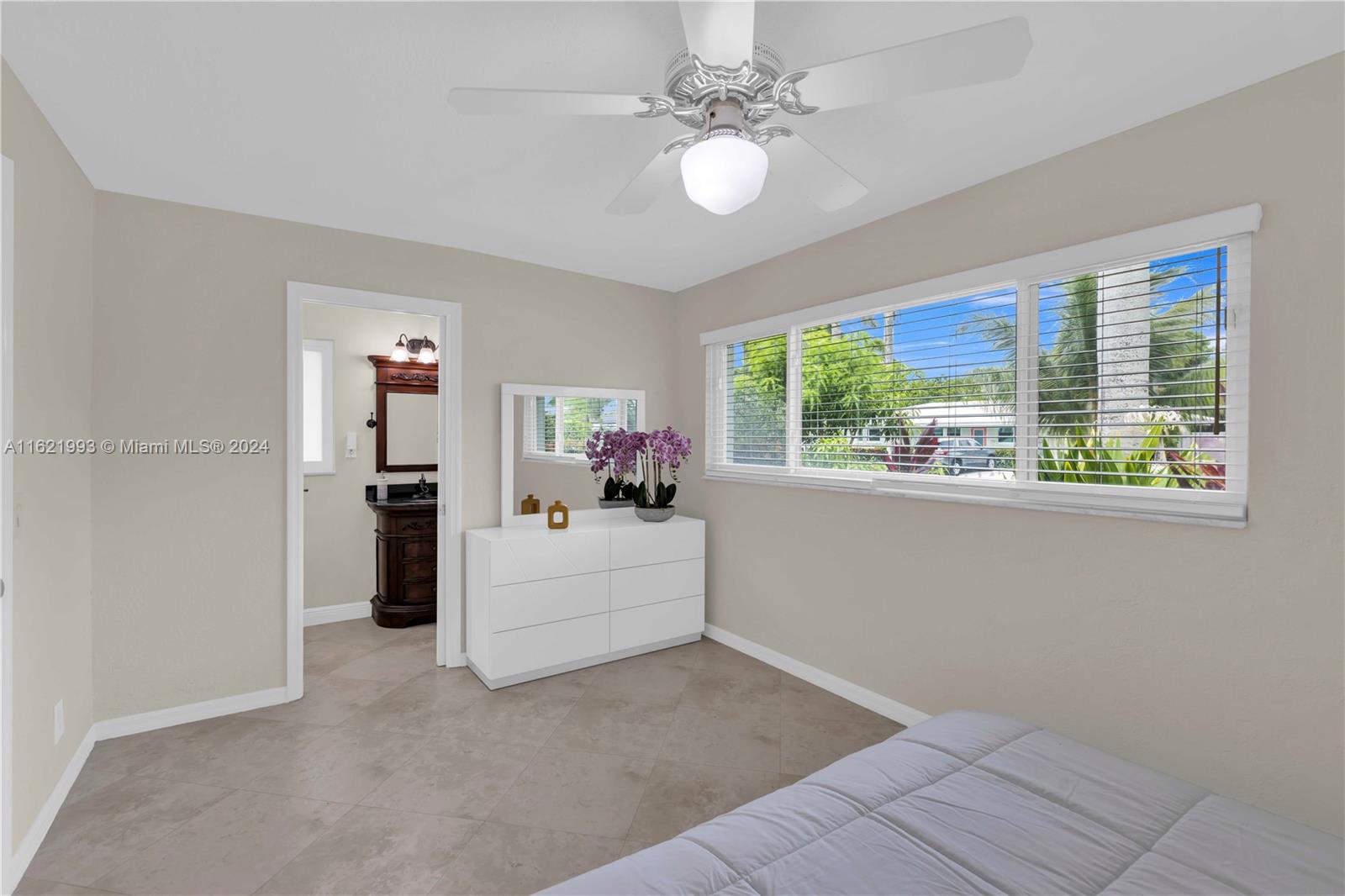 BOCA RATON SQUARE UNIT 5 - Residential