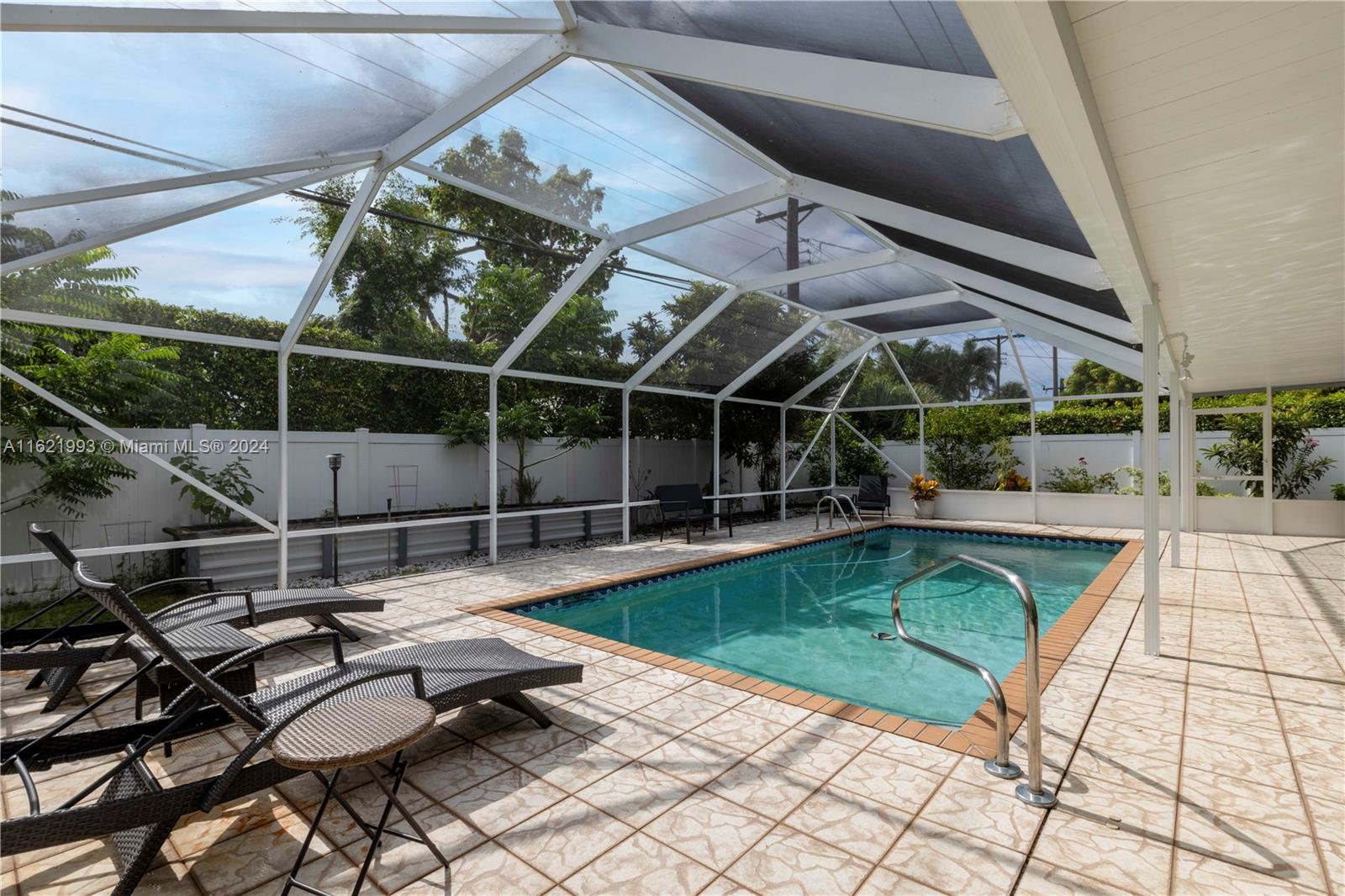BOCA RATON SQUARE UNIT 5 - Residential