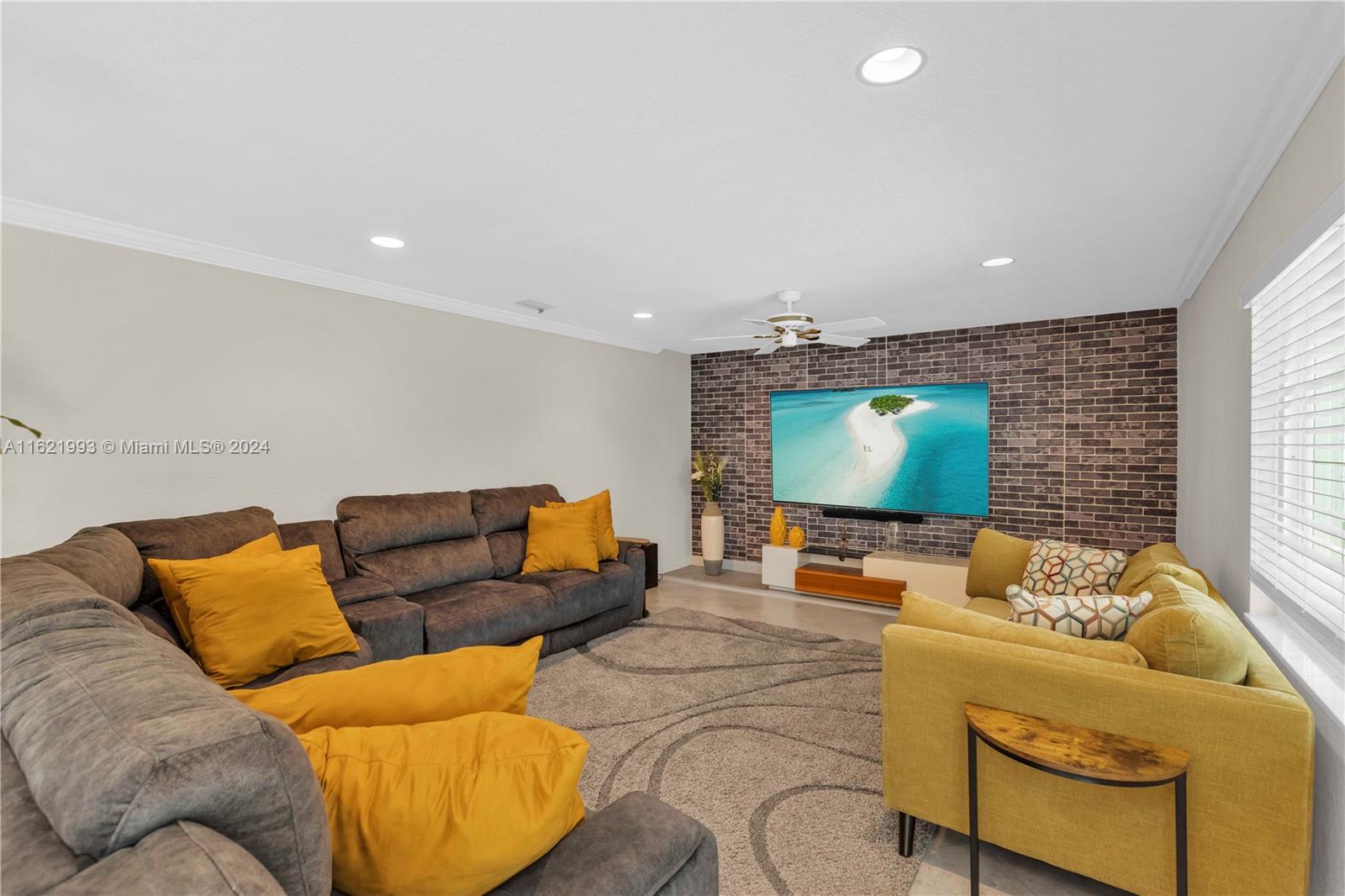 BOCA RATON SQUARE UNIT 5 - Residential