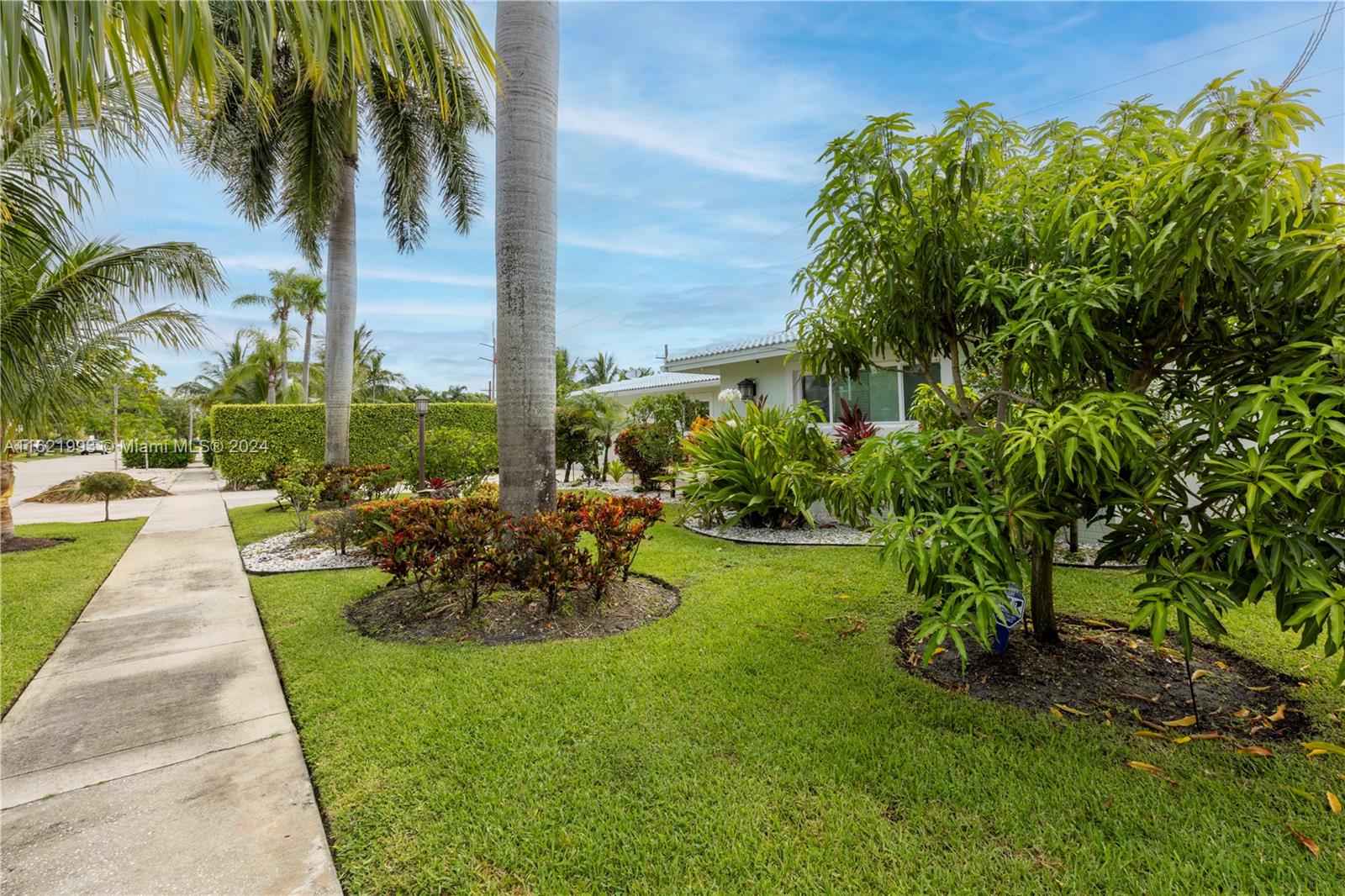 BOCA RATON SQUARE UNIT 5 - Residential