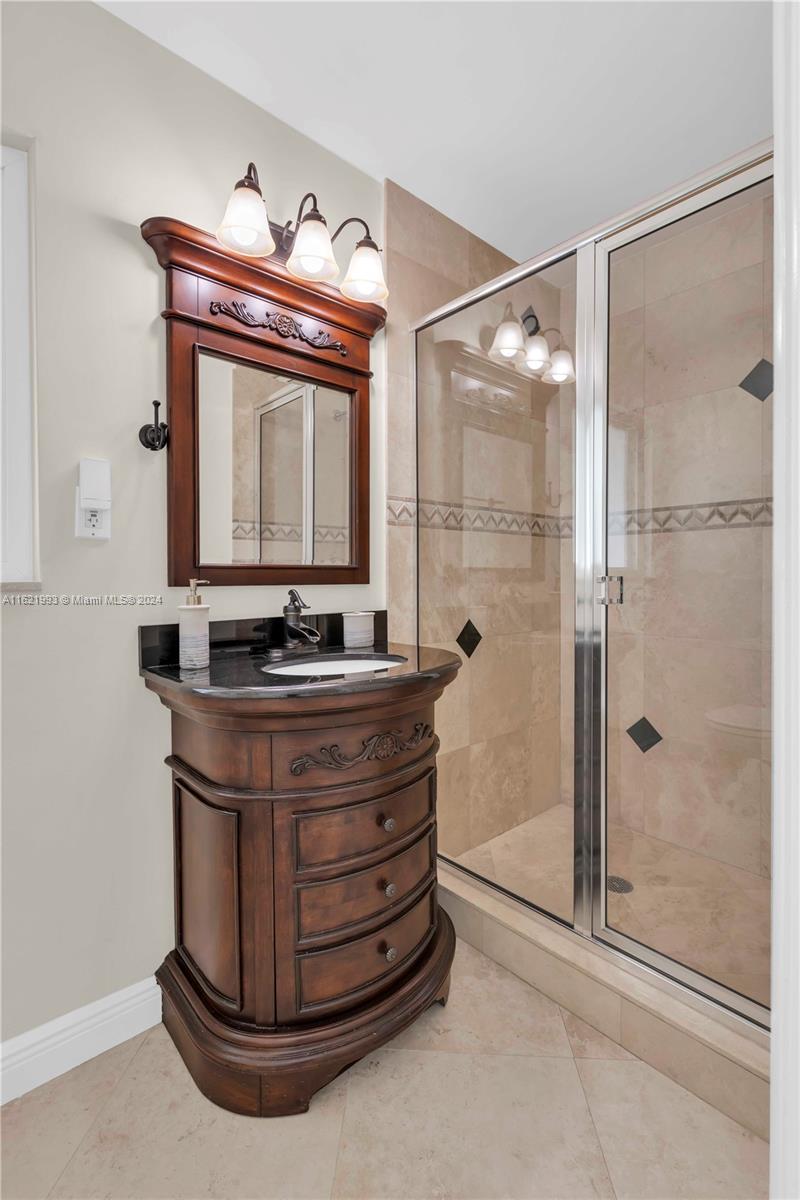 BOCA RATON SQUARE UNIT 5 - Residential