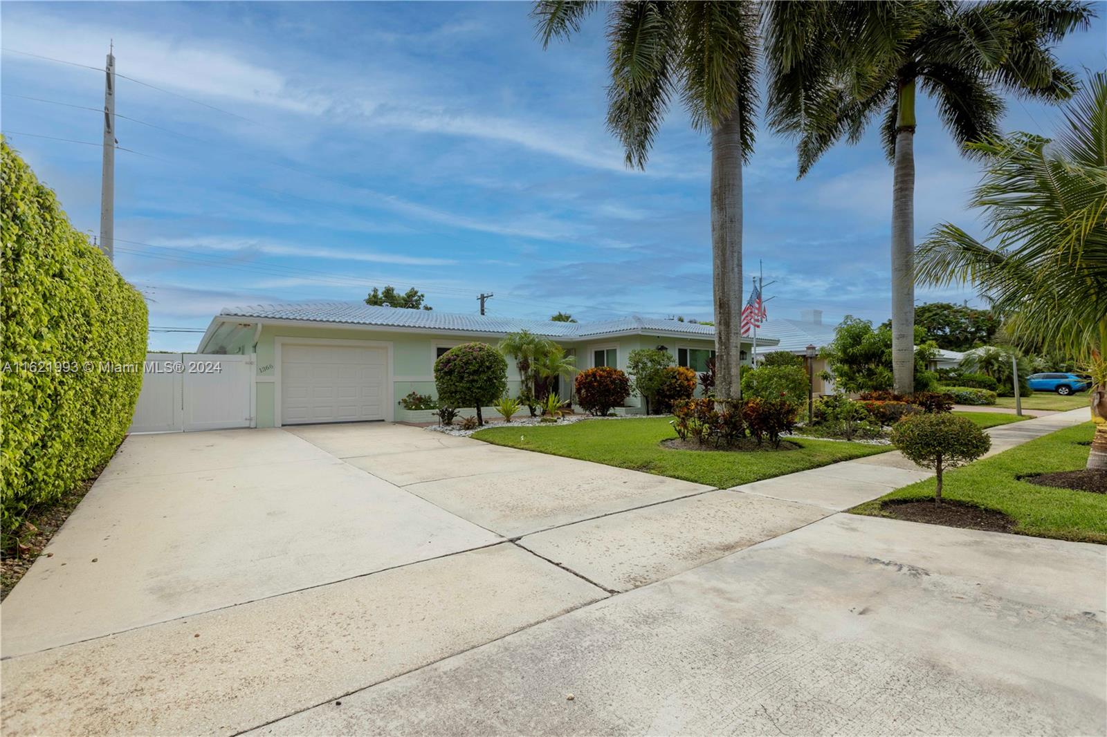 BOCA RATON SQUARE UNIT 5 - Residential