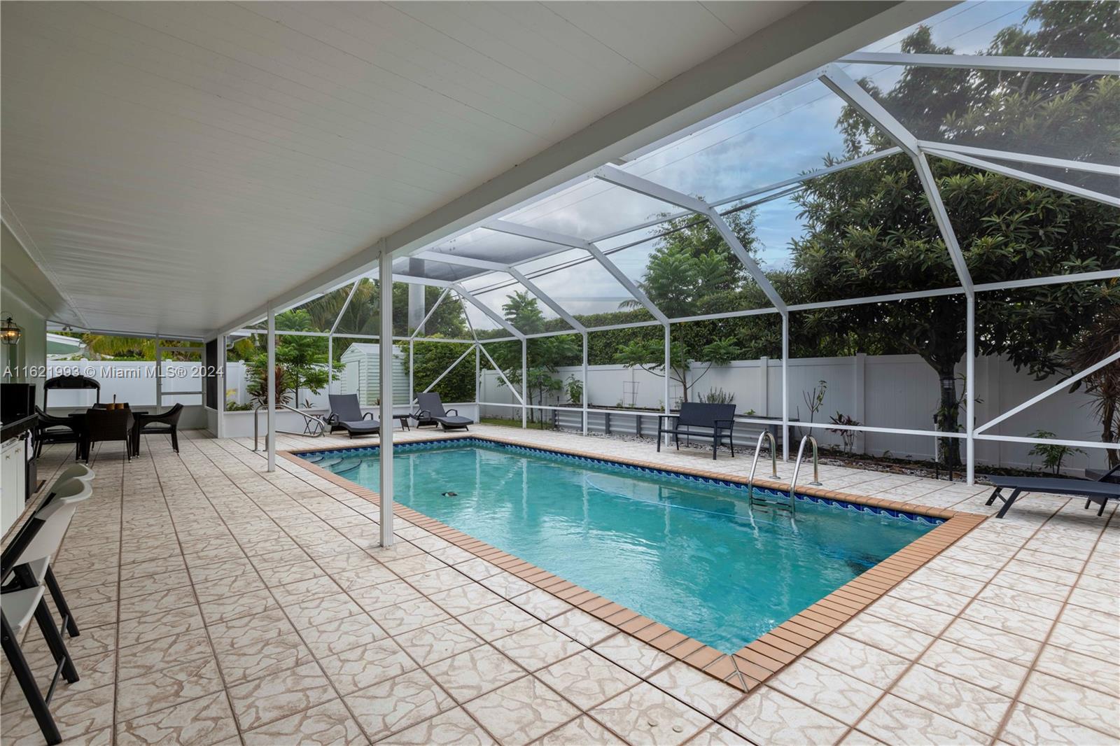 BOCA RATON SQUARE UNIT 5 - Residential