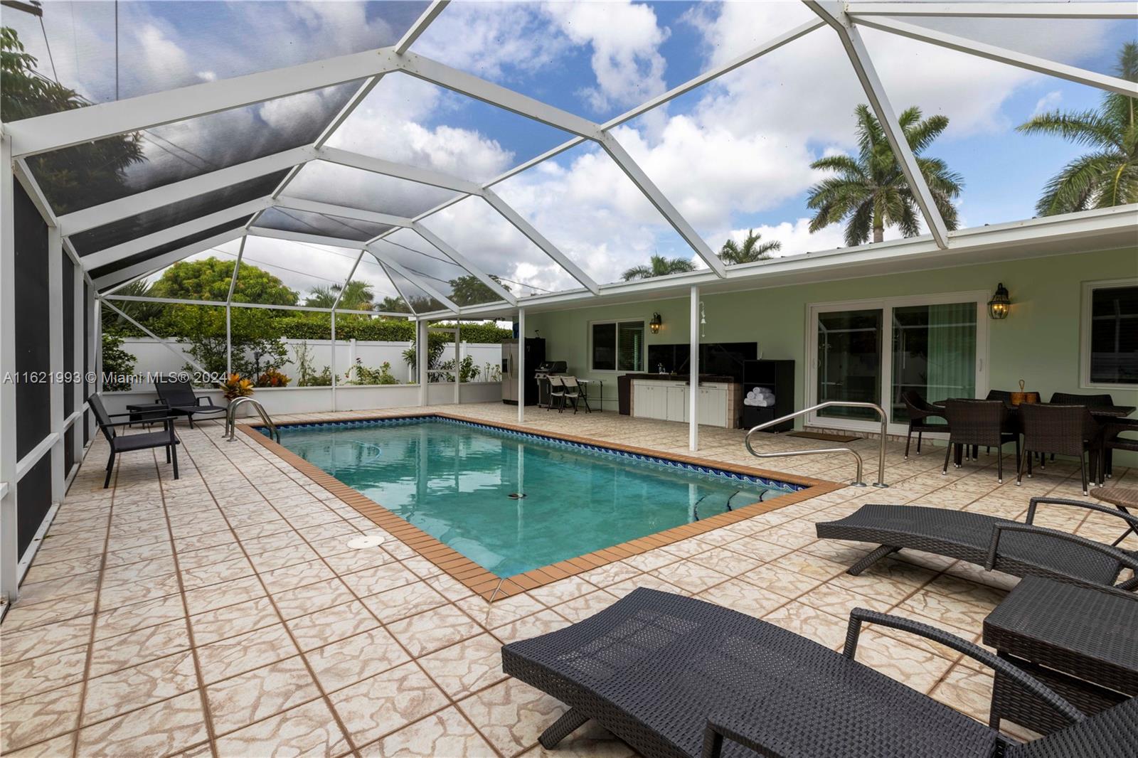 BOCA RATON SQUARE UNIT 5 - Residential