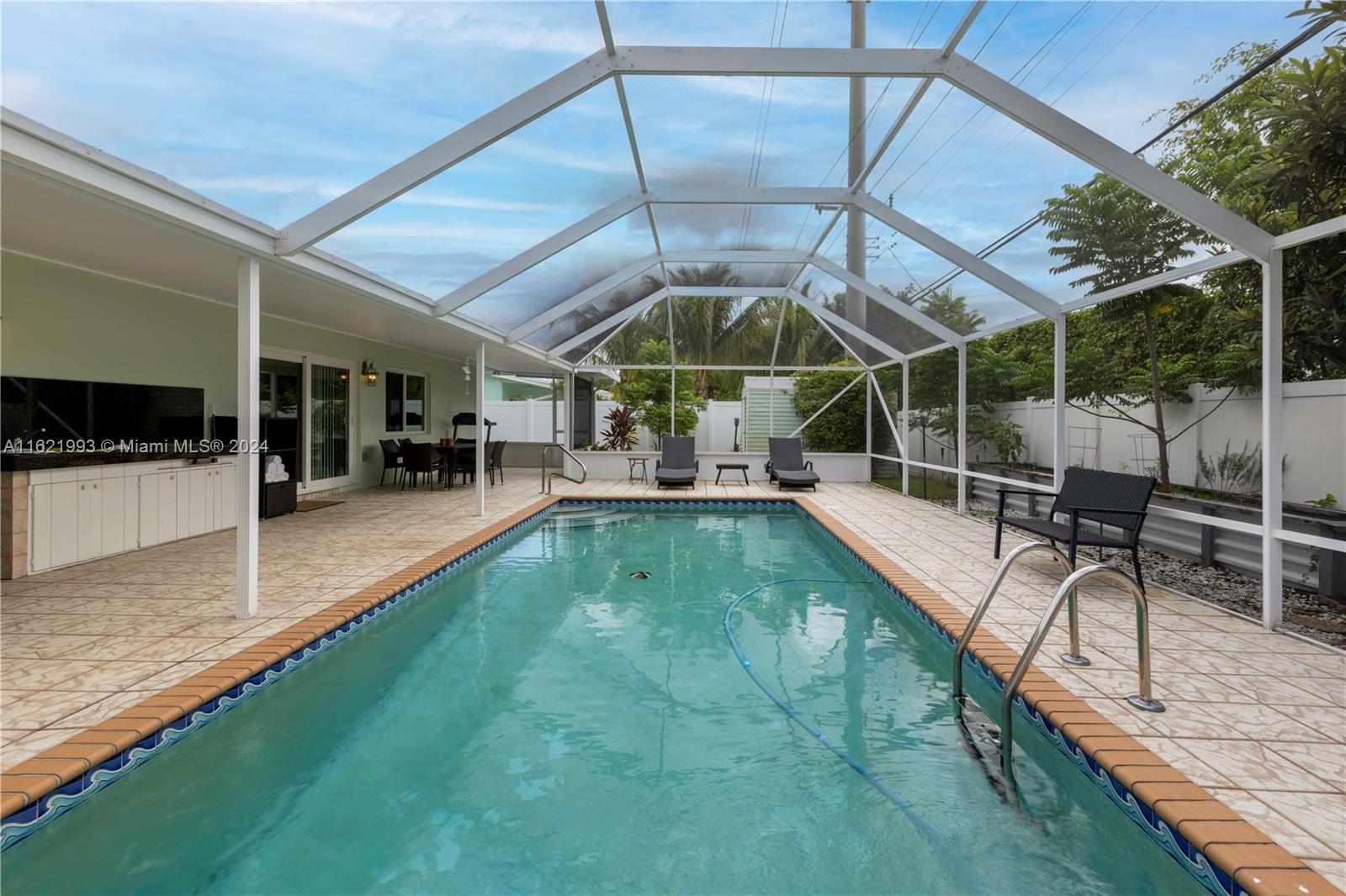 BOCA RATON SQUARE UNIT 5 - Residential