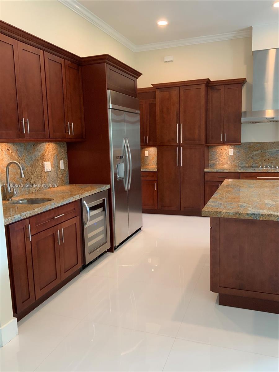 OAK RIDGE FALLS THIRD ADD - Residential Lease