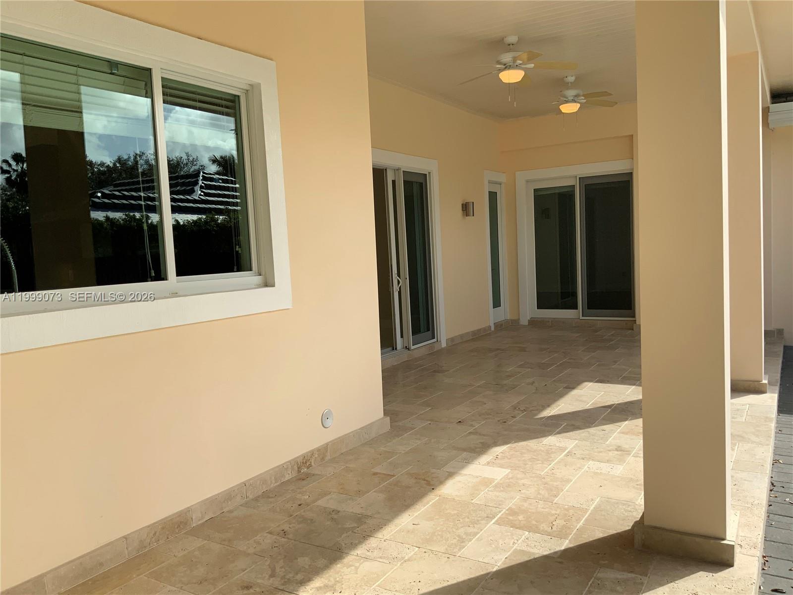 OAK RIDGE FALLS THIRD ADD - Residential Lease