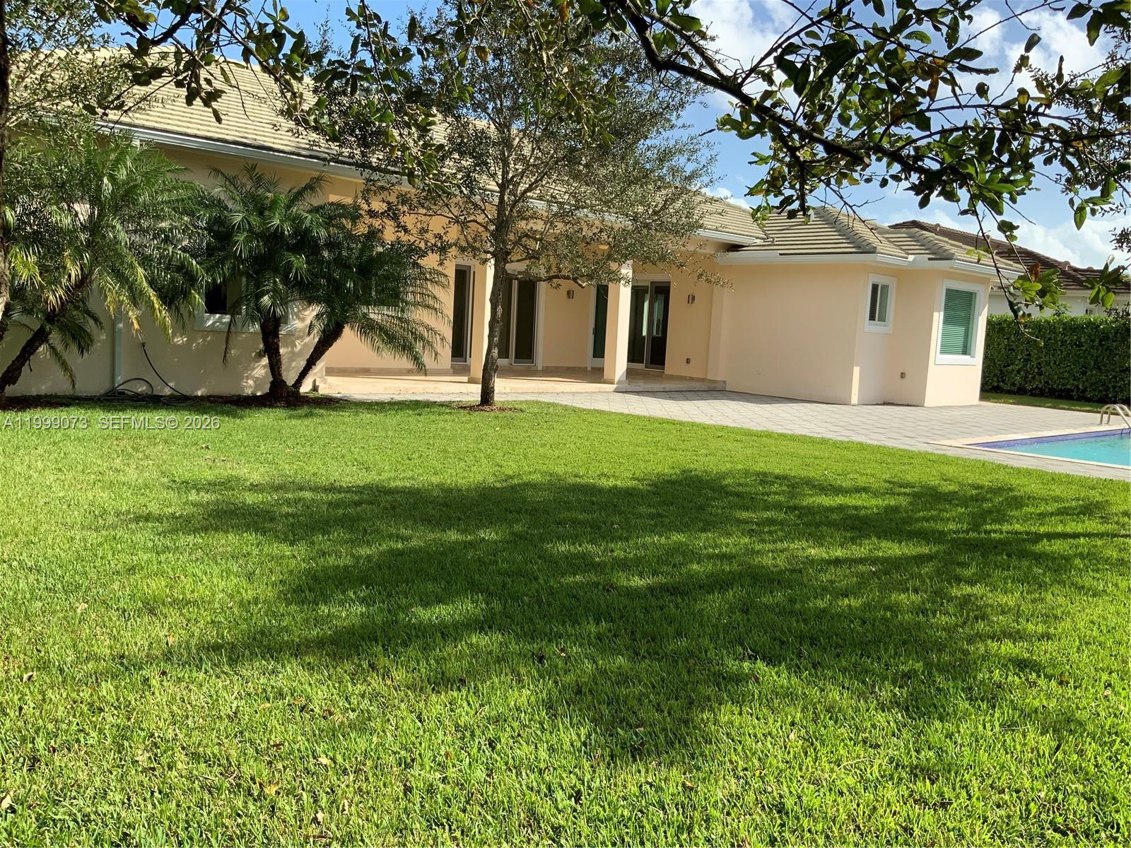 OAK RIDGE FALLS THIRD ADD - Residential Lease