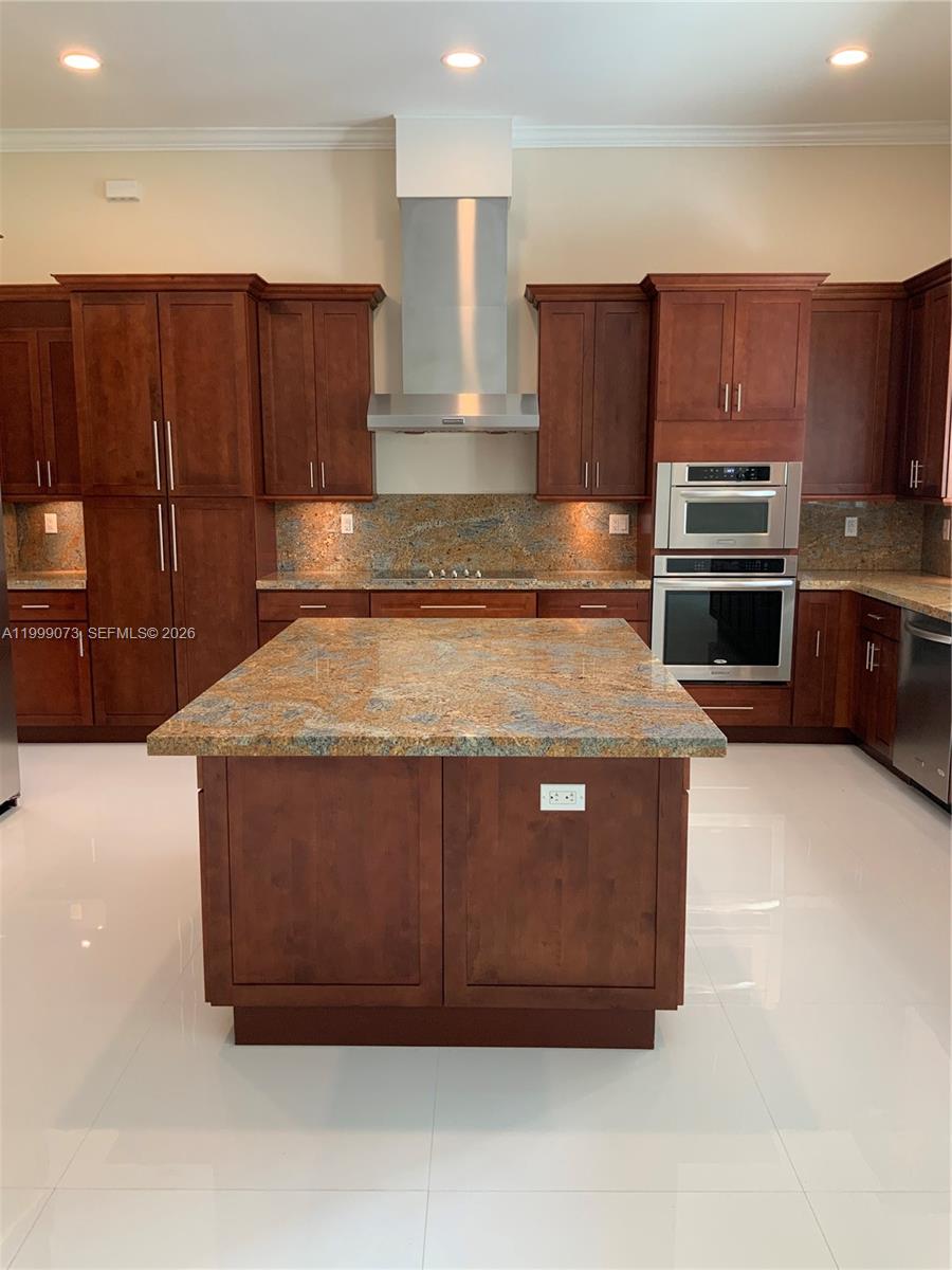 OAK RIDGE FALLS THIRD ADD - Residential Lease