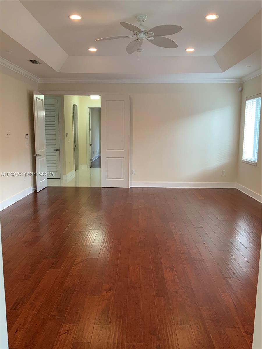 OAK RIDGE FALLS THIRD ADD - Residential Lease