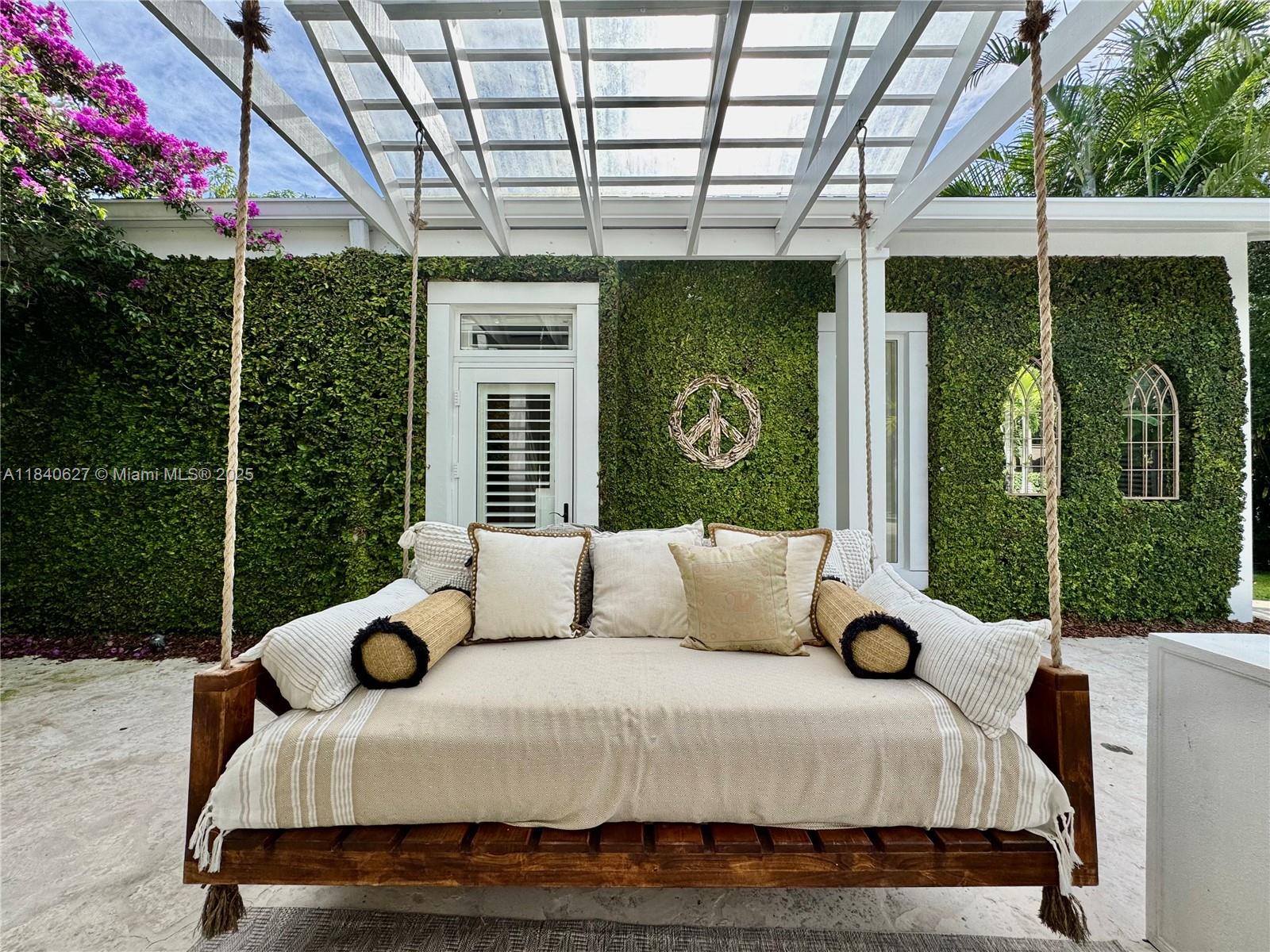 CHASE-HESSEN ESTATES - Residential