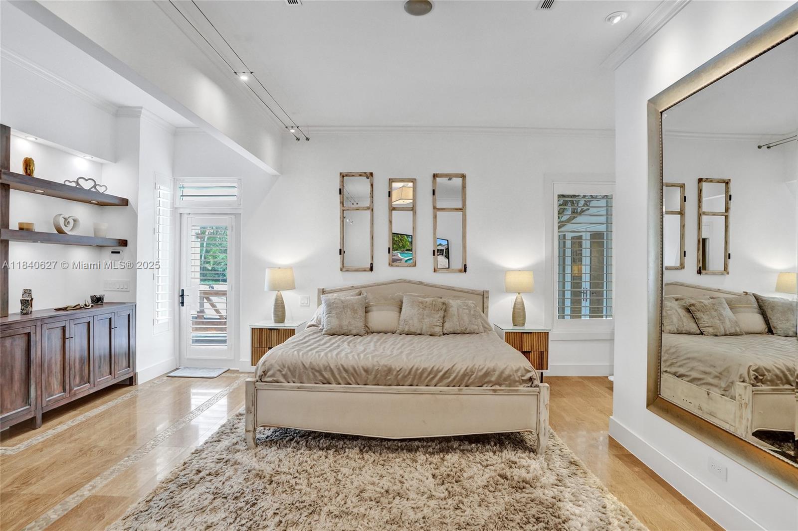 CHASE-HESSEN ESTATES - Residential