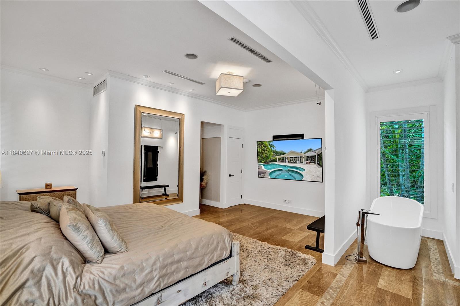 CHASE-HESSEN ESTATES - Residential