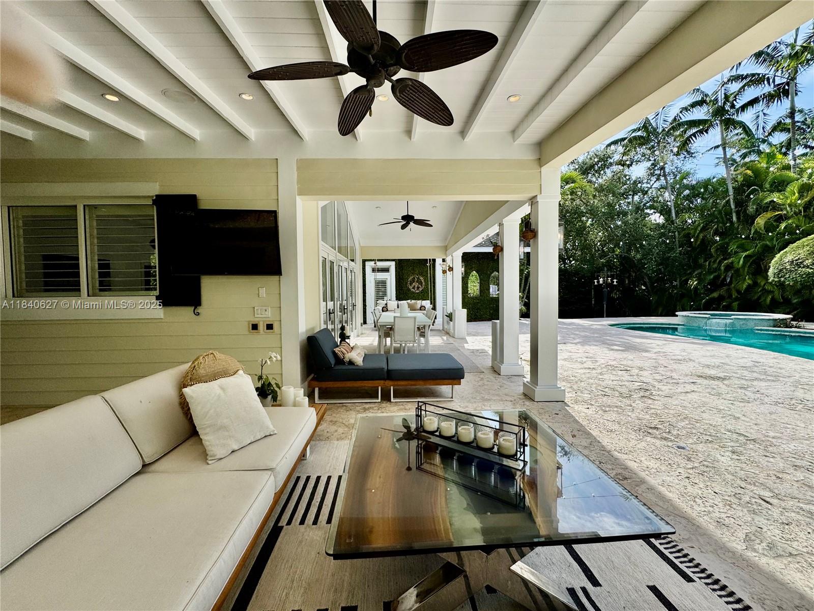 CHASE-HESSEN ESTATES - Residential