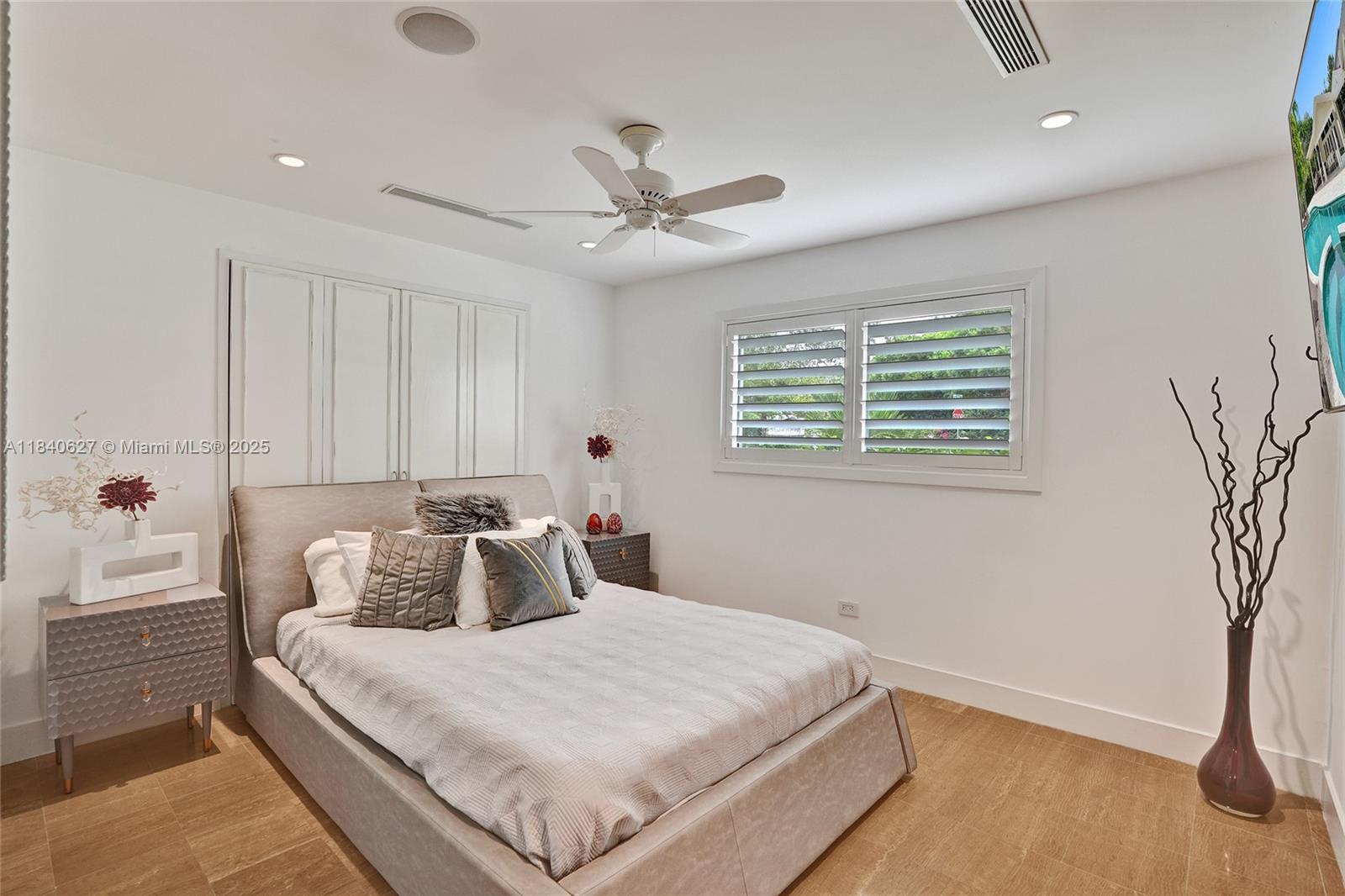 CHASE-HESSEN ESTATES - Residential