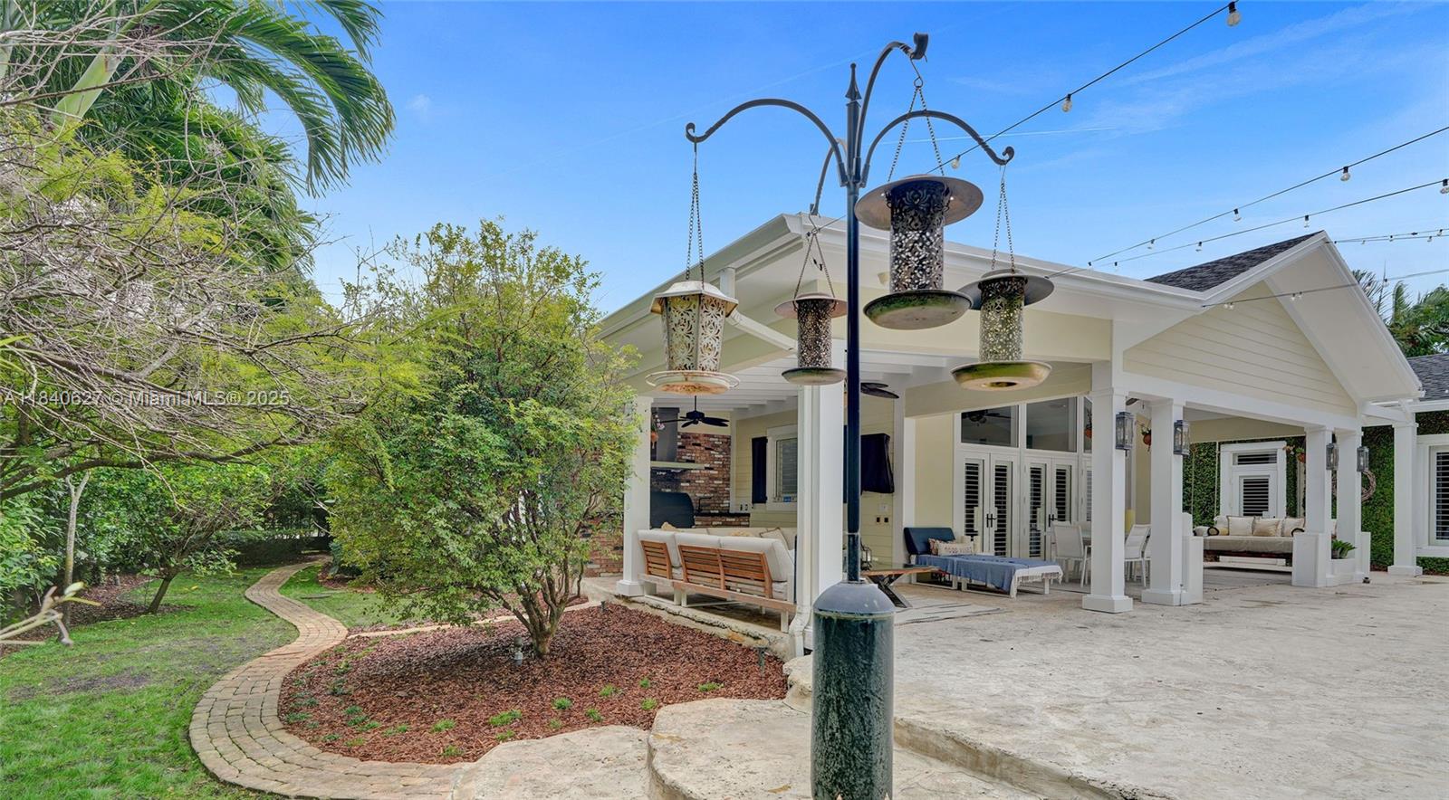 CHASE-HESSEN ESTATES - Residential