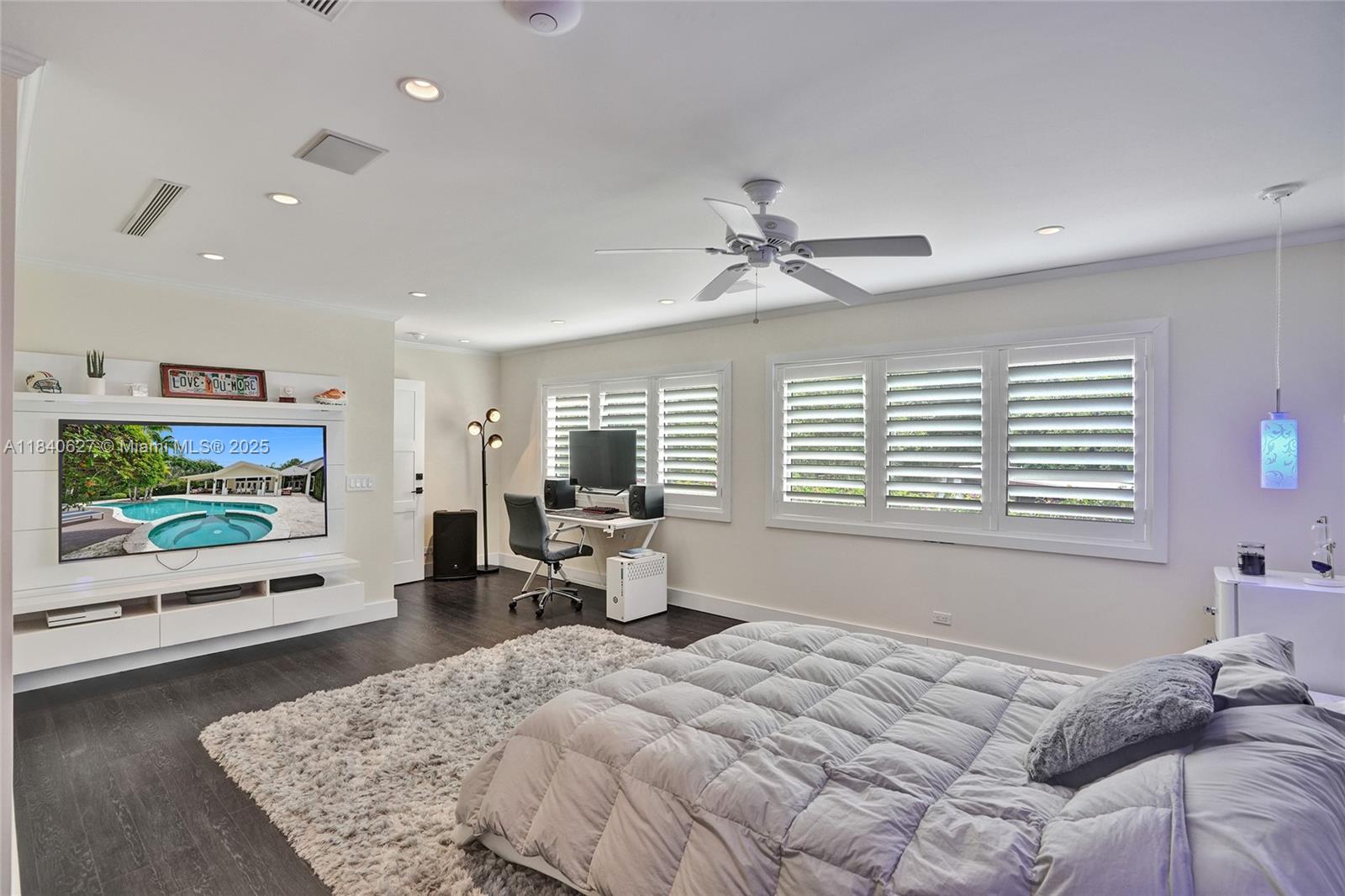 CHASE-HESSEN ESTATES - Residential