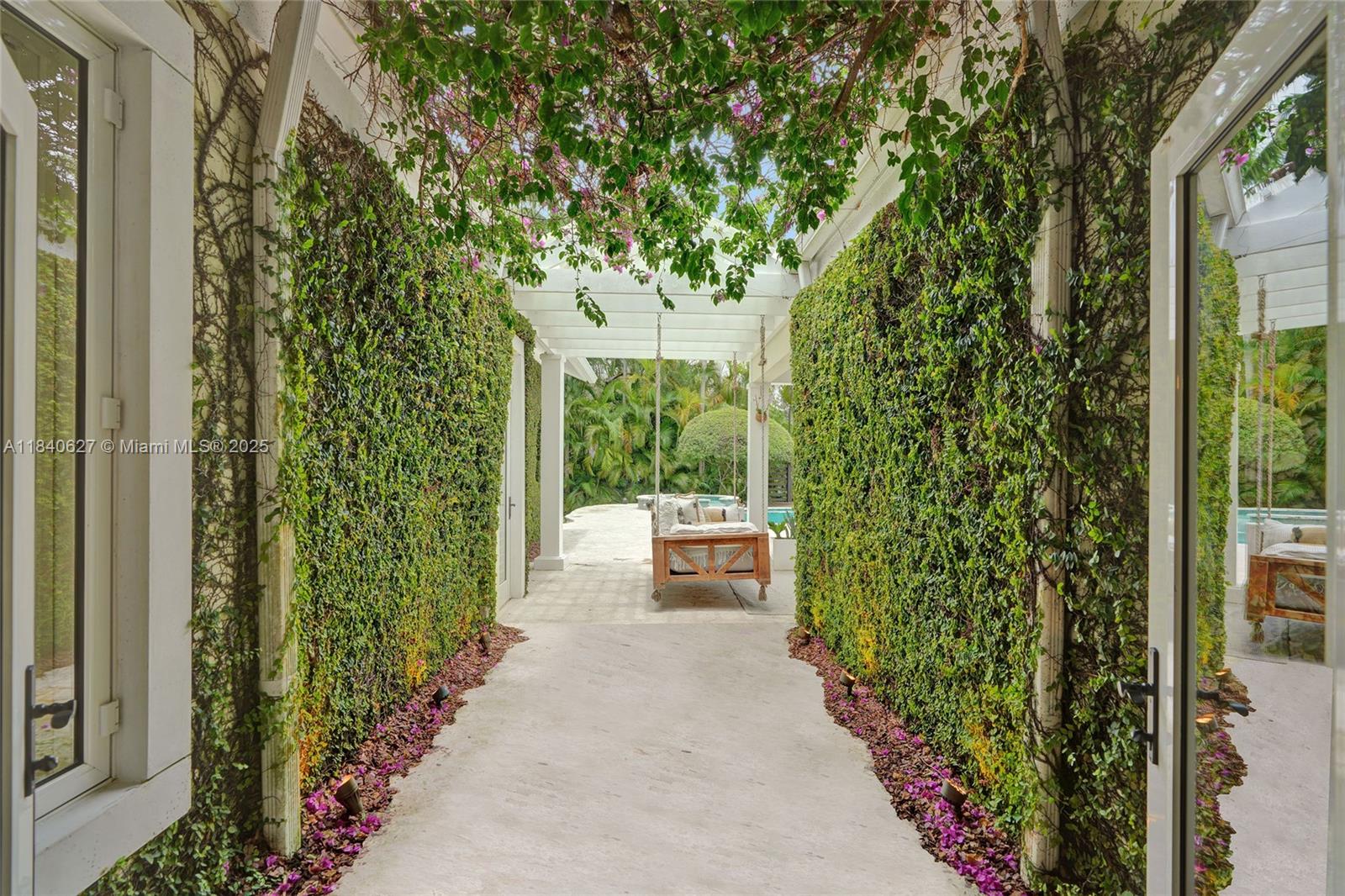 CHASE-HESSEN ESTATES - Residential