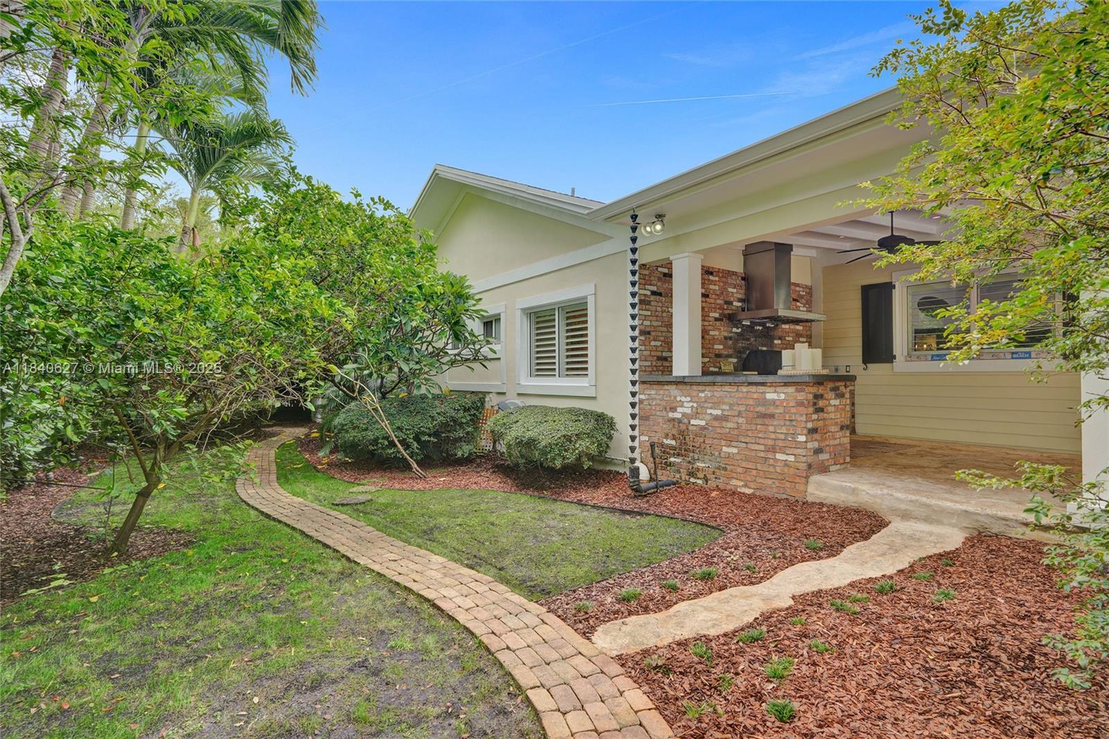 CHASE-HESSEN ESTATES - Residential