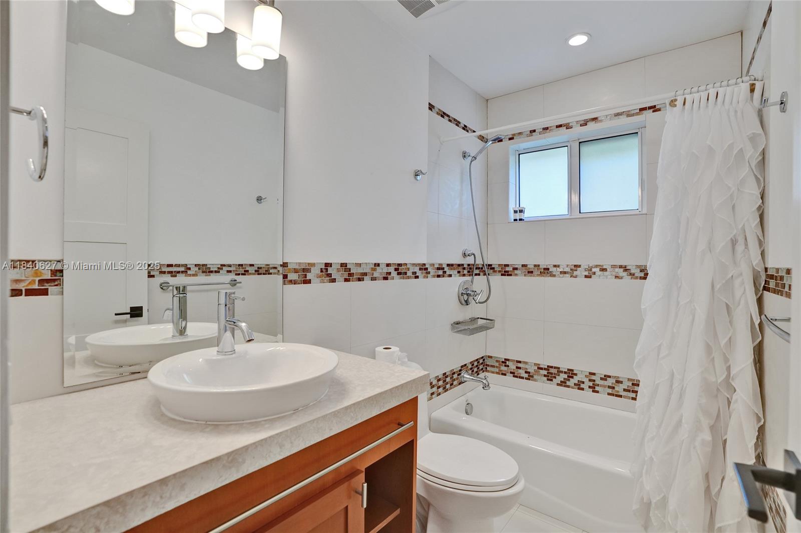 CHASE-HESSEN ESTATES - Residential