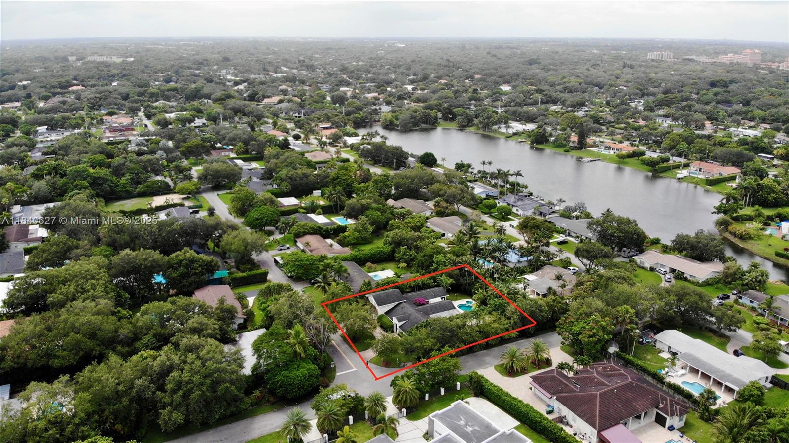 CHASE-HESSEN ESTATES - Residential