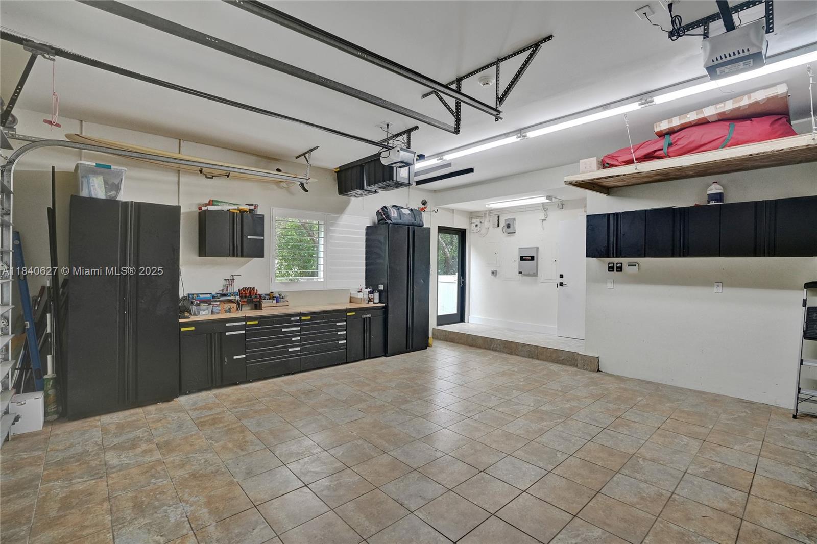 CHASE-HESSEN ESTATES - Residential