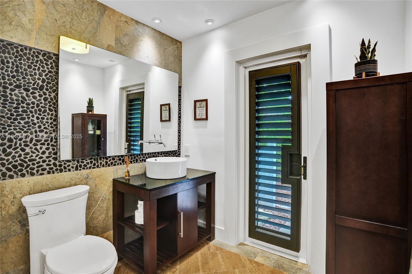 CHASE-HESSEN ESTATES - Residential