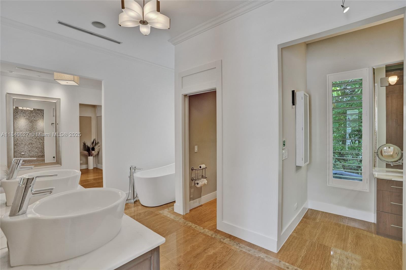 CHASE-HESSEN ESTATES - Residential