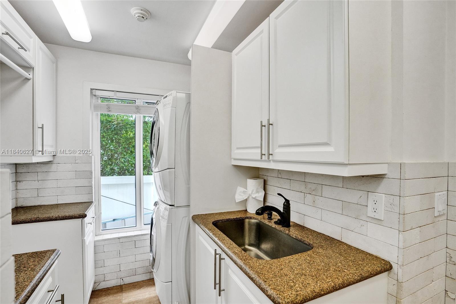 CHASE-HESSEN ESTATES - Residential