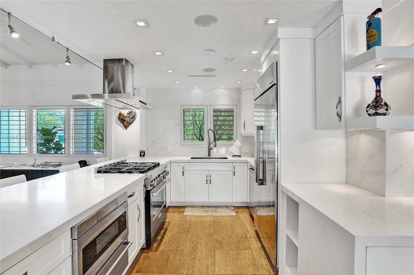 CHASE-HESSEN ESTATES - Residential