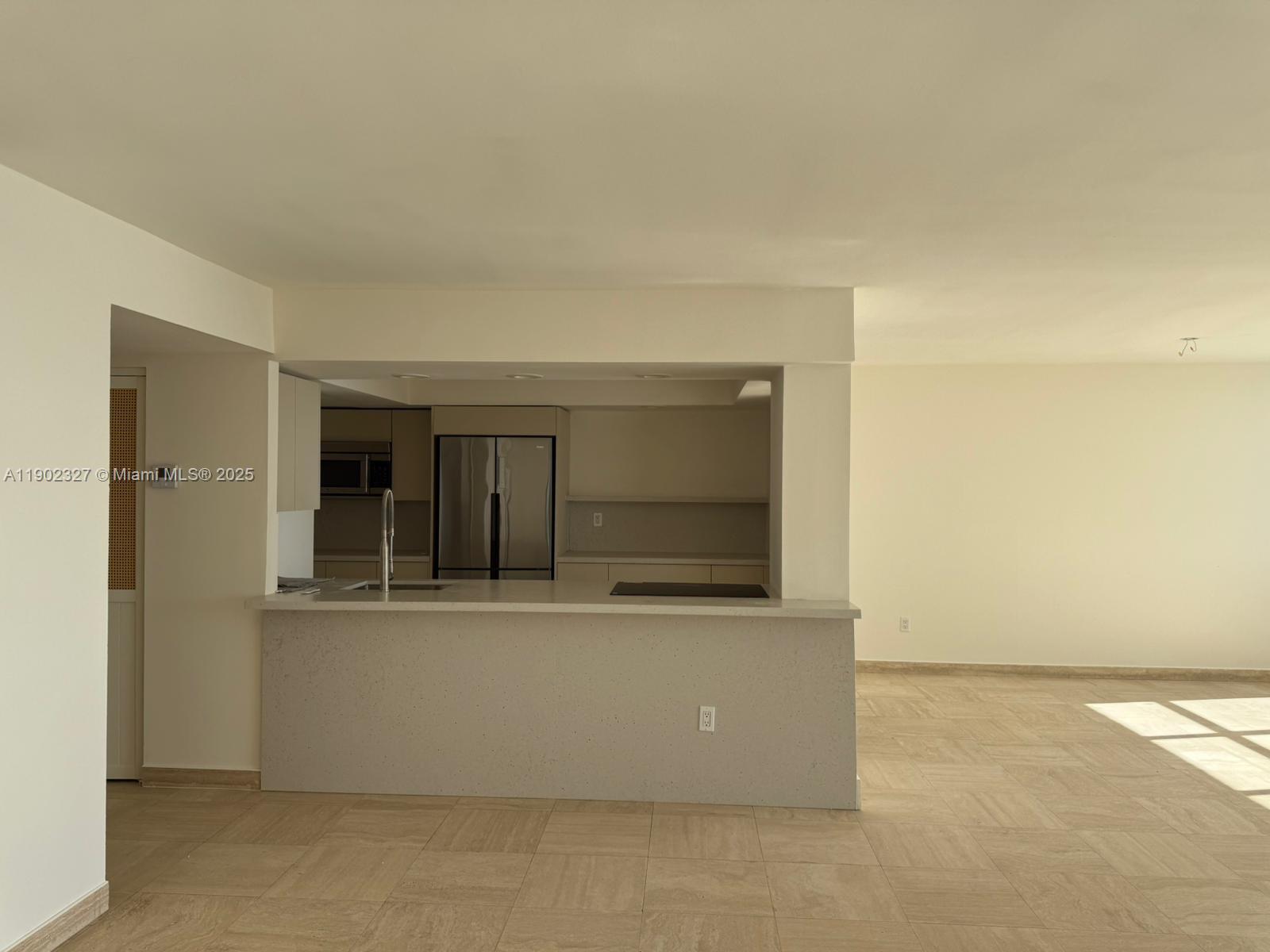 BAYSHORE PLACE CONDO - Residential